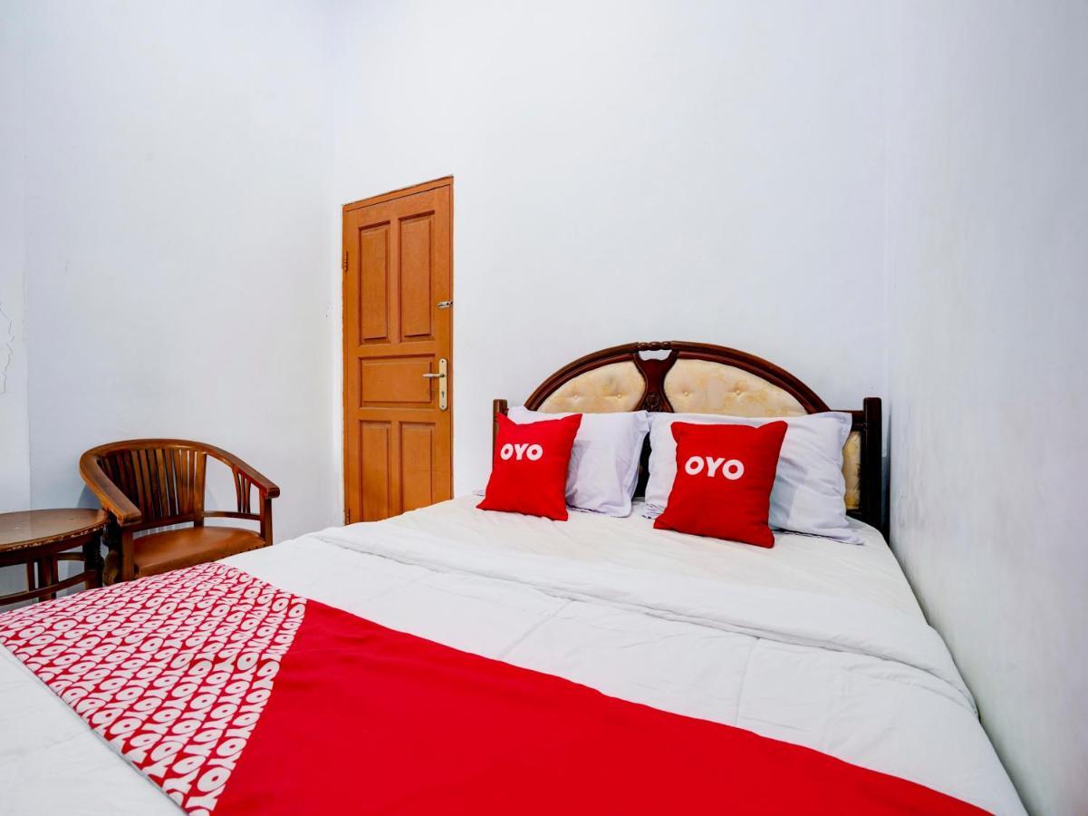 Super Oyo 90118 Hotel Diamond Syariah Subang Exterior foto
