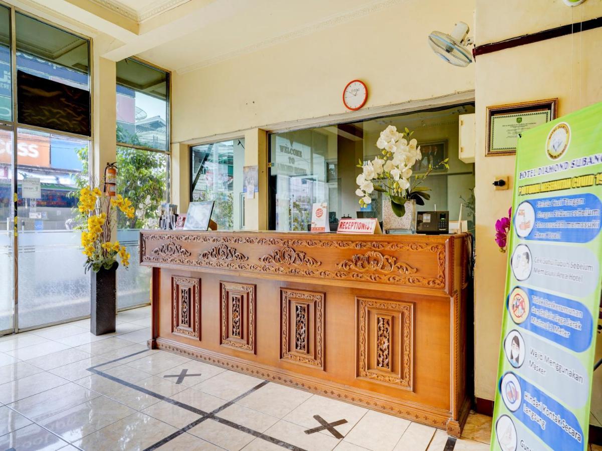Super Oyo 90118 Hotel Diamond Syariah Subang Exterior foto