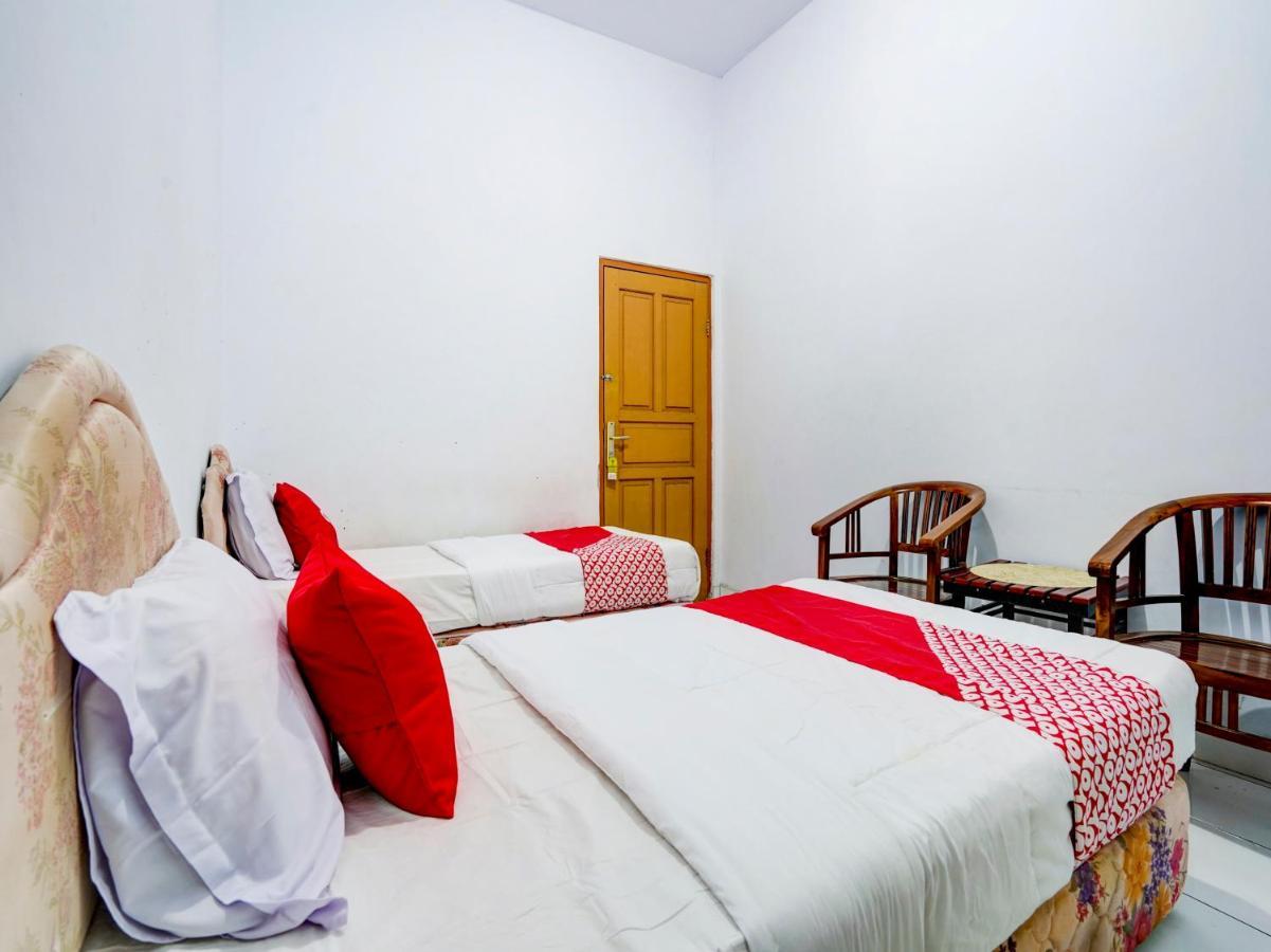 Super Oyo 90118 Hotel Diamond Syariah Subang Exterior foto