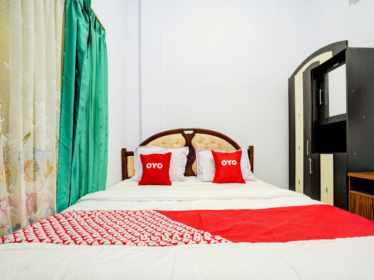 Super Oyo 90118 Hotel Diamond Syariah Subang Exterior foto
